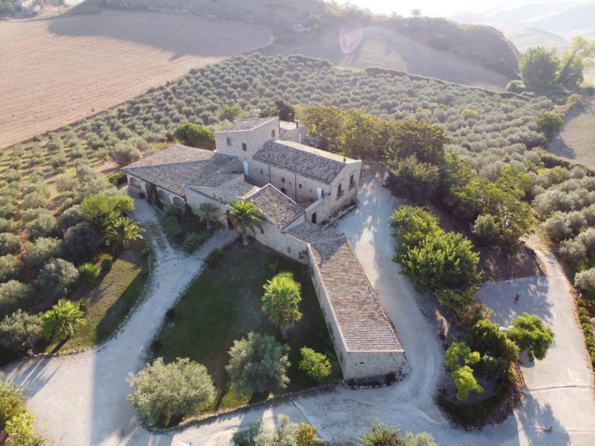 Agriturismo Baglio Pollicarini Pergusa Luaran gambar