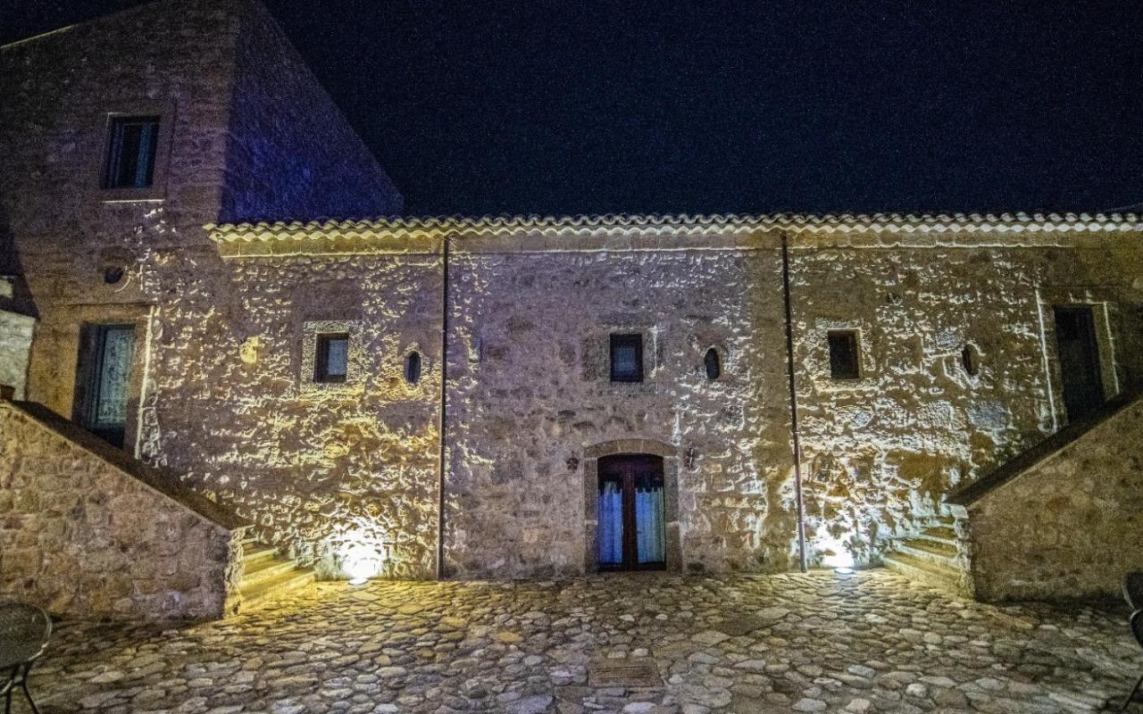 Agriturismo Baglio Pollicarini Pergusa Luaran gambar