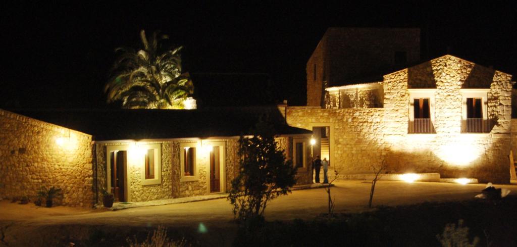 Agriturismo Baglio Pollicarini Pergusa Luaran gambar