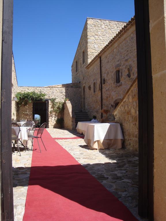 Agriturismo Baglio Pollicarini Pergusa Luaran gambar