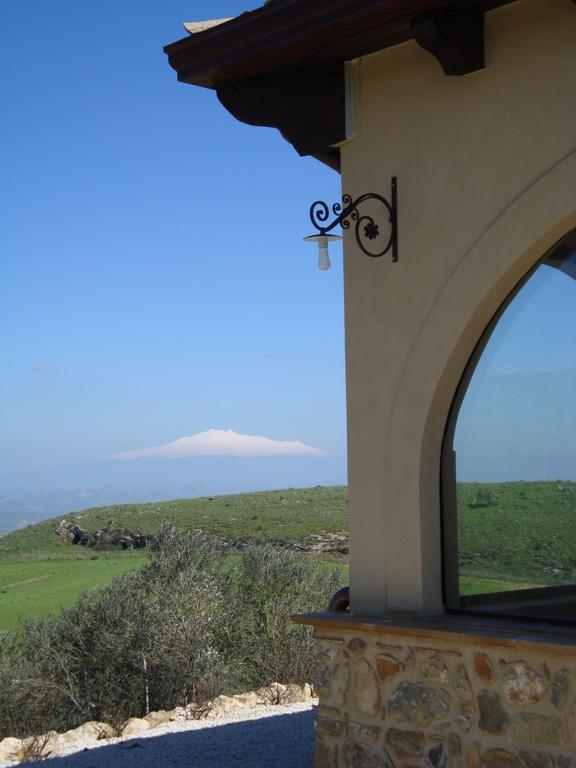 Agriturismo Baglio Pollicarini Pergusa Luaran gambar